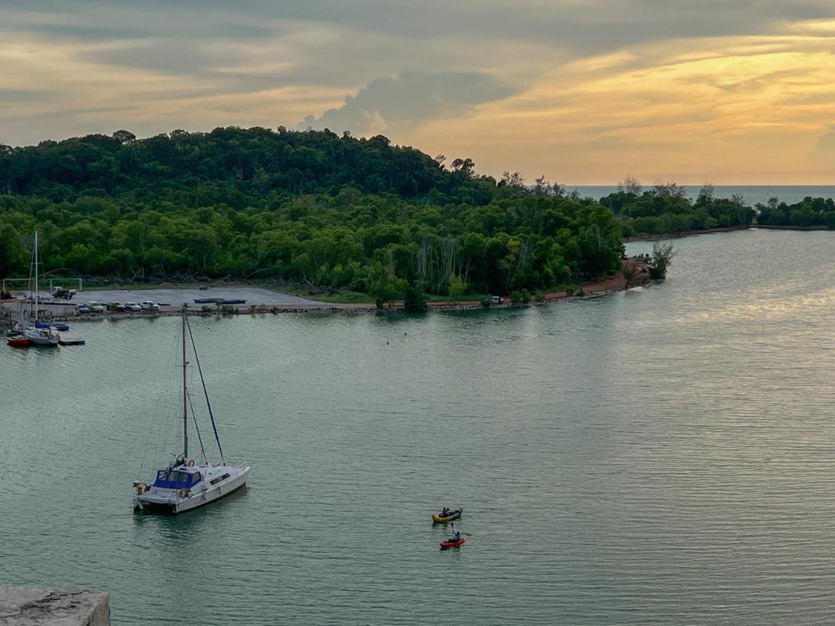 Bayview Suites Port Dickson By Maison Ngoại thất bức ảnh